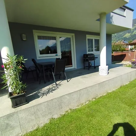 Apartment Julian Fuegen